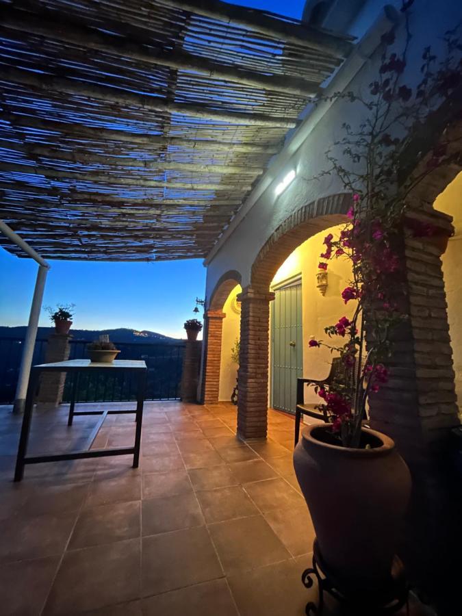 Villa En Frigiliana Con Piscina Y Jacuzzi Екстер'єр фото