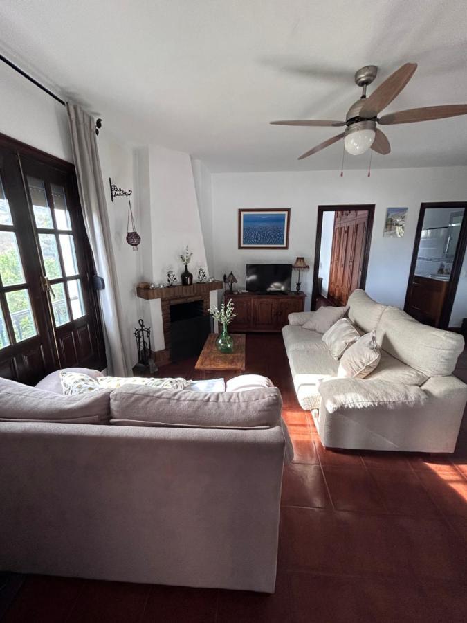 Villa En Frigiliana Con Piscina Y Jacuzzi Екстер'єр фото
