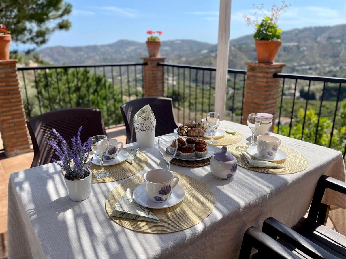 Villa En Frigiliana Con Piscina Y Jacuzzi Екстер'єр фото
